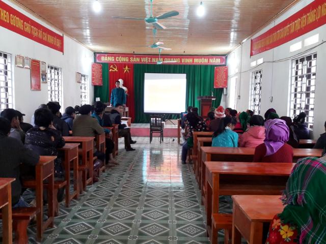 Hội nghị tuyên truyền phổ biến giáo dục pháp luật tại thôn Dìn Sán